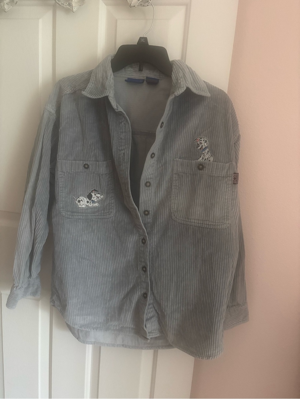 Disney Classics womens small Corduroy Cotton LS Button Up 101 Dalmatians